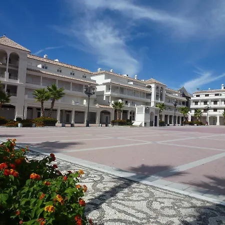 Avenida 2 * Nerja